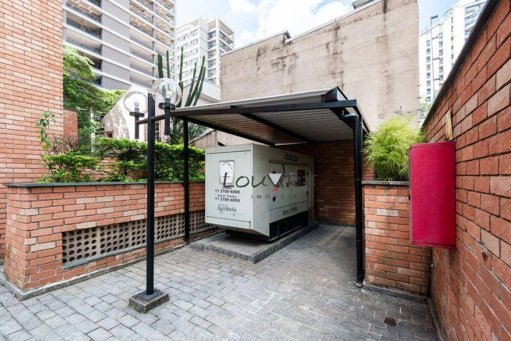 Apartamento, 4 quartos, 222 m² - Foto 8