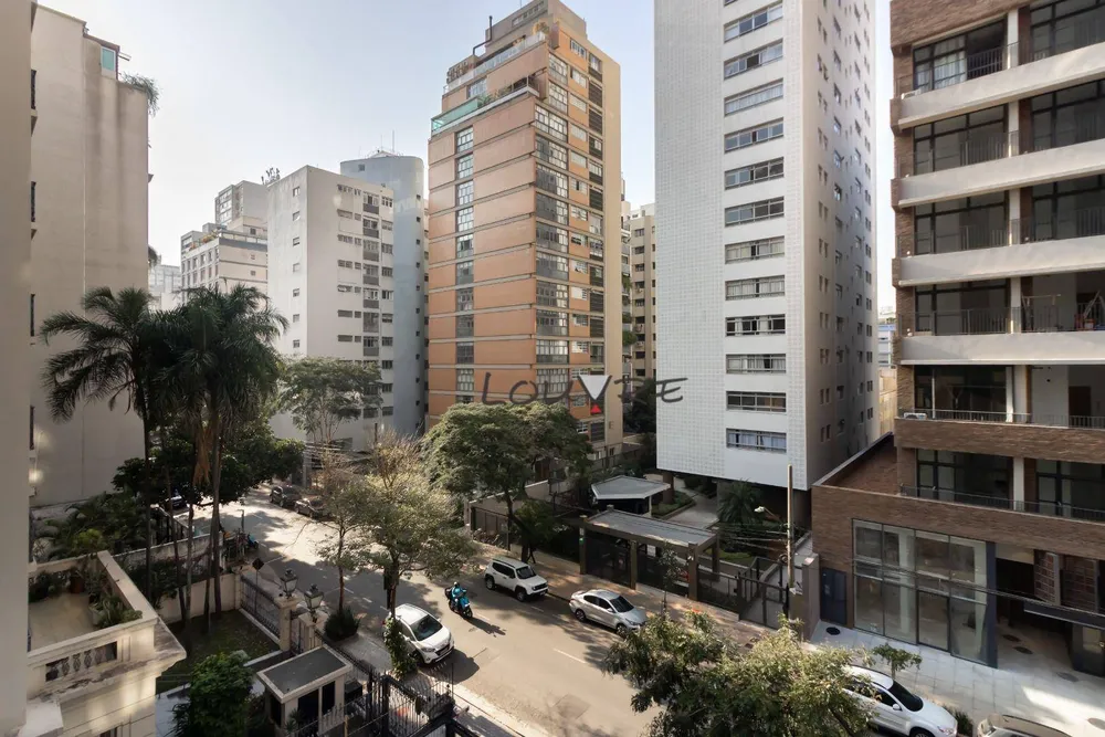 Apartamento, 4 quartos, 245 m² - Foto 2