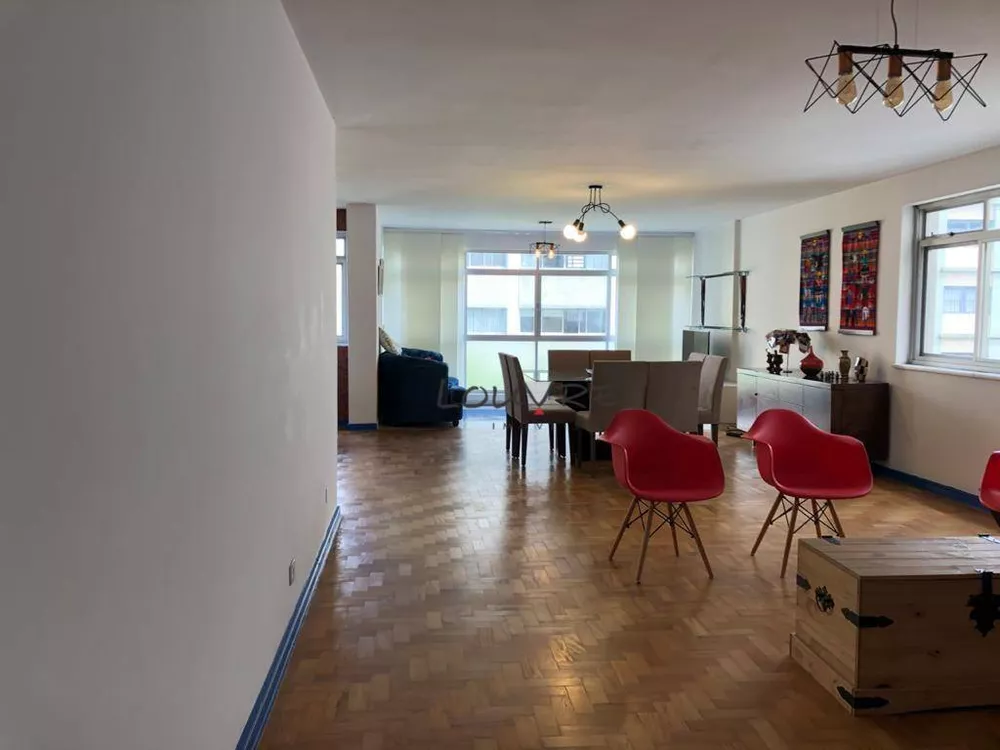 Apartamento à venda com 3 quartos, 210m² - Foto 4