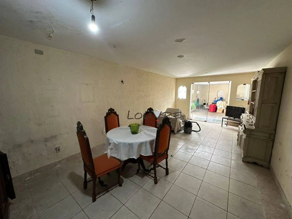 Casa, 4 quartos, 220 m² - Foto 6