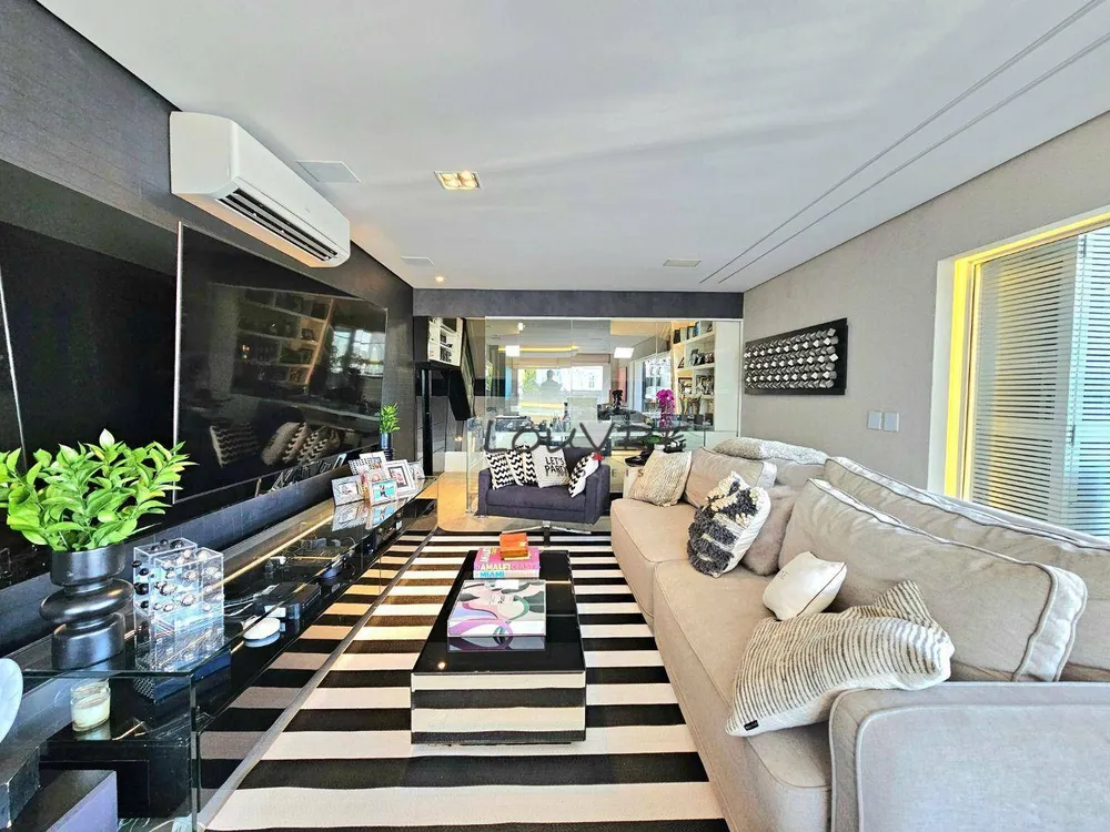 Cobertura, 4 quartos, 305 m² - Foto 3