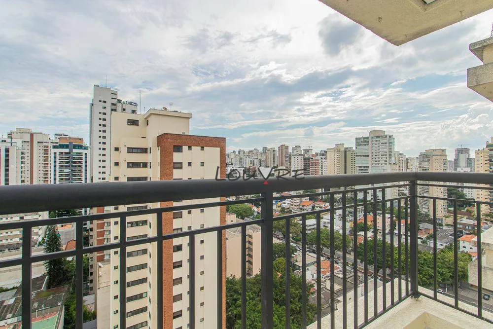 Apartamento, 3 quartos, 230 m² - Foto 2