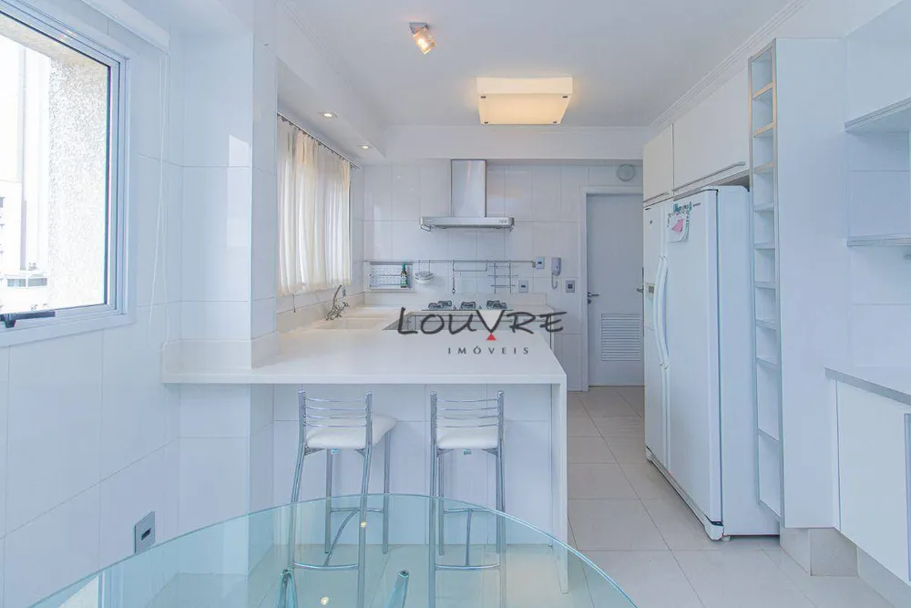 Apartamento, 3 quartos, 230 m² - Foto 12