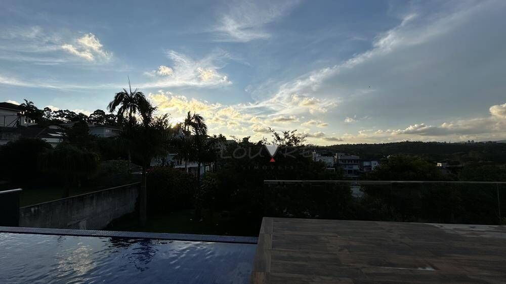 Casa à venda com 5 quartos, 600m² - Foto 17