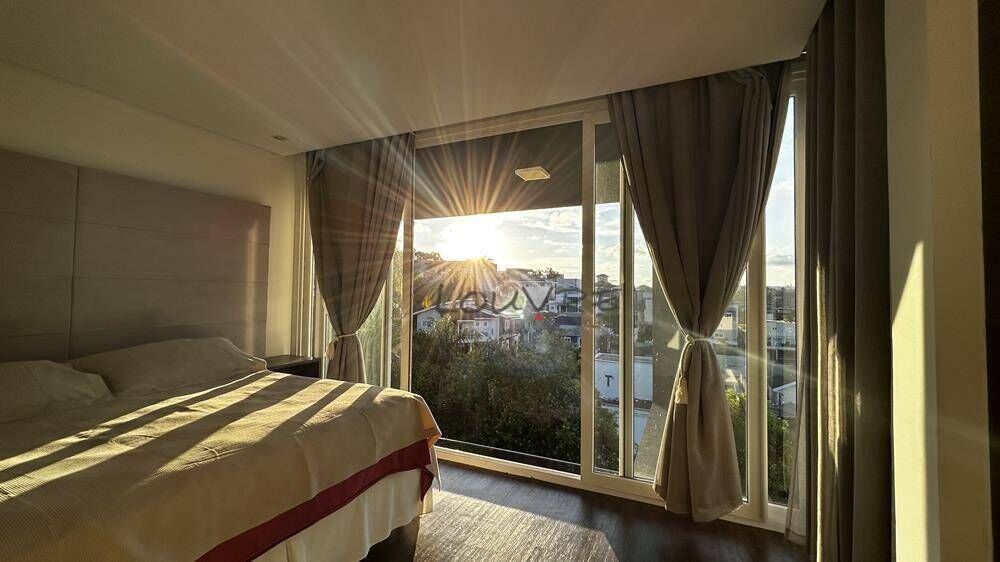 Casa à venda com 5 quartos, 600m² - Foto 18