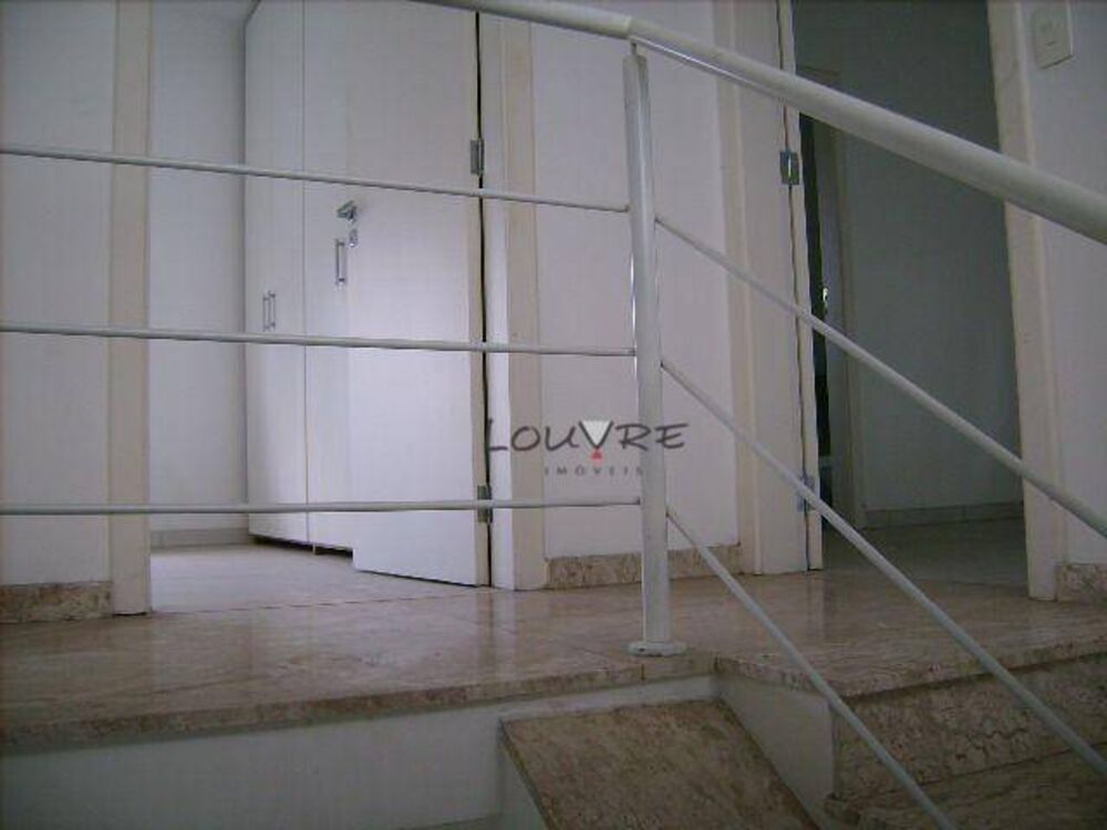 Casa à venda com 3 quartos, 200m² - Foto 4