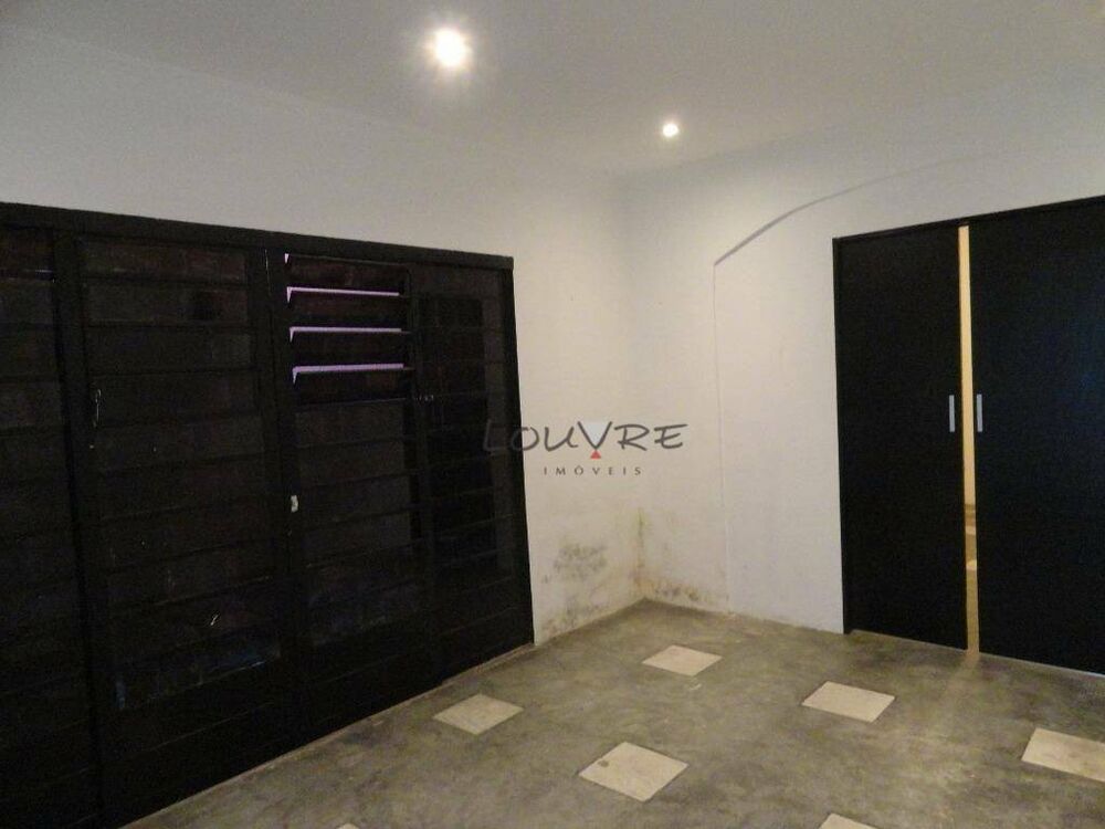 Casa à venda e aluguel com 4 quartos, 250m² - Foto 6