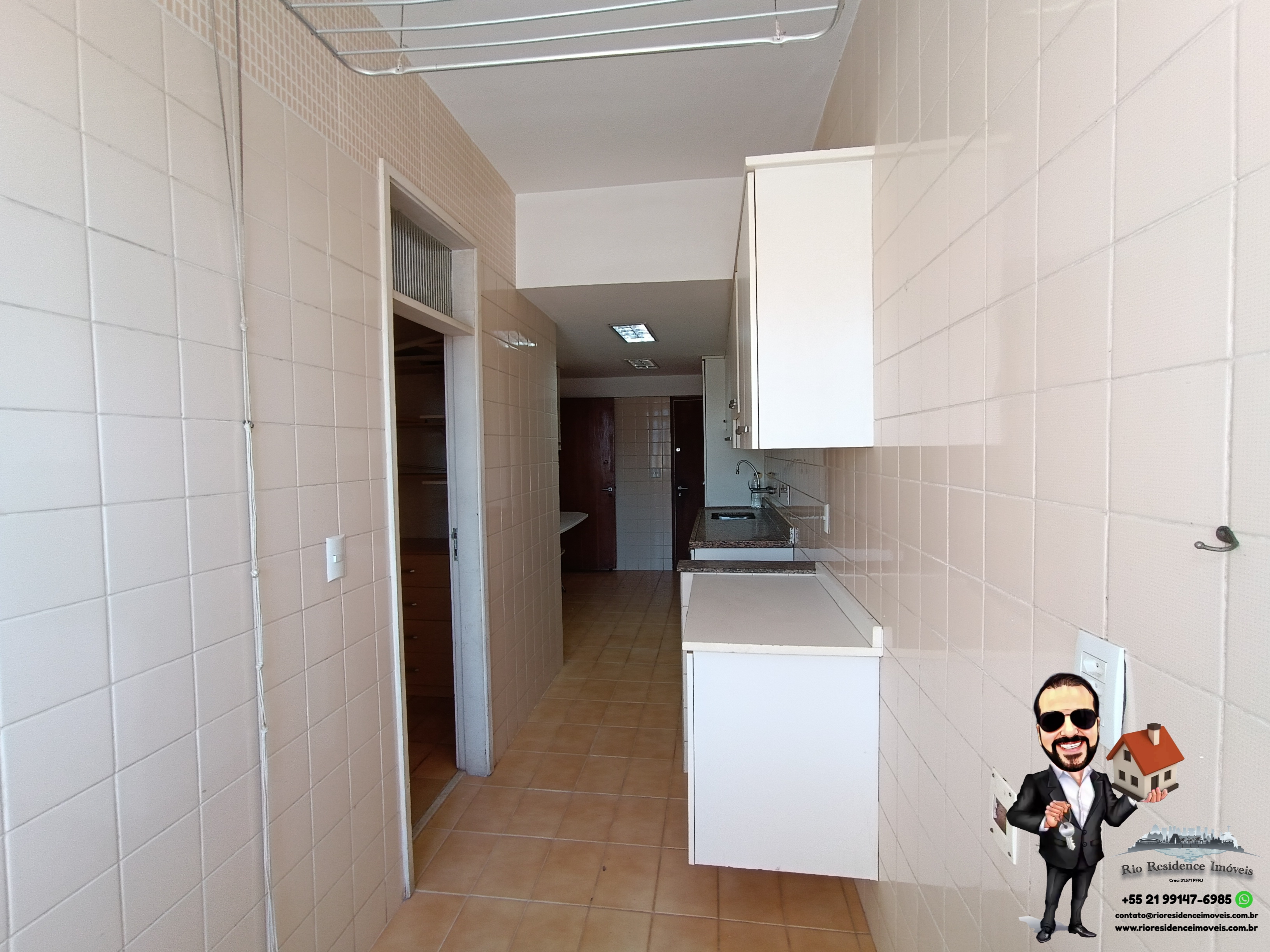 Apartamento à venda com 3 quartos, 94m² - Foto 3