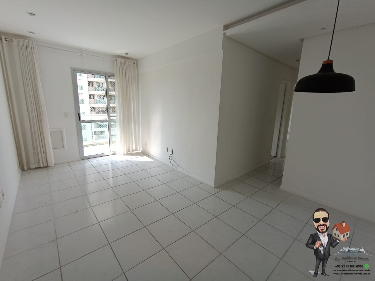 Apartamento à venda com 2 quartos, 70m² - Foto 1