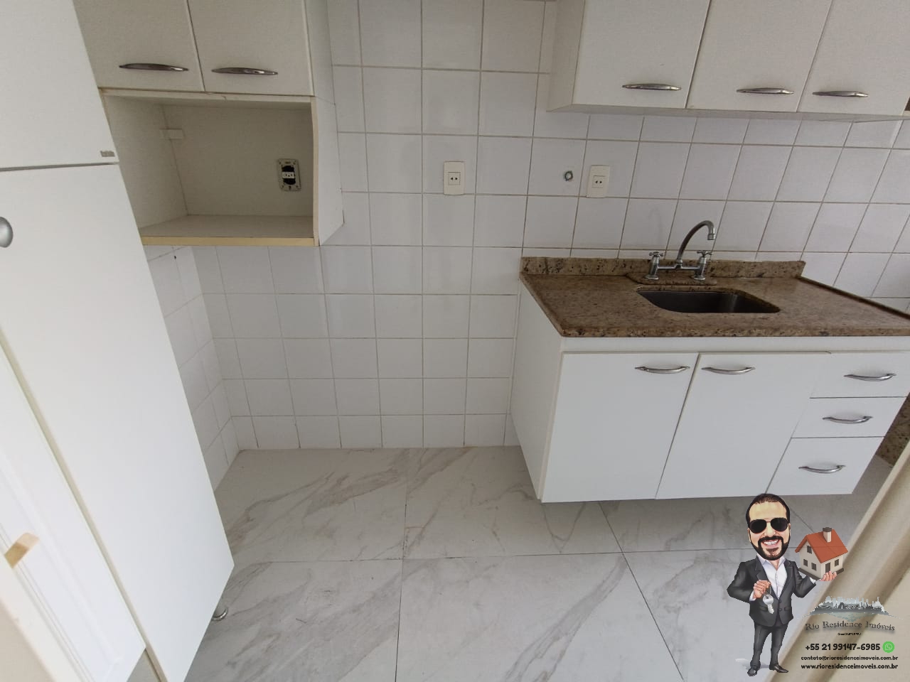 Apartamento à venda com 2 quartos, 70m² - Foto 4