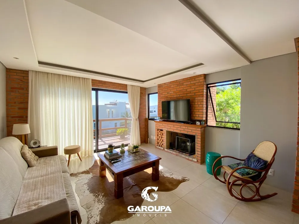Casa, 3 quartos, 255 m² - Foto 4