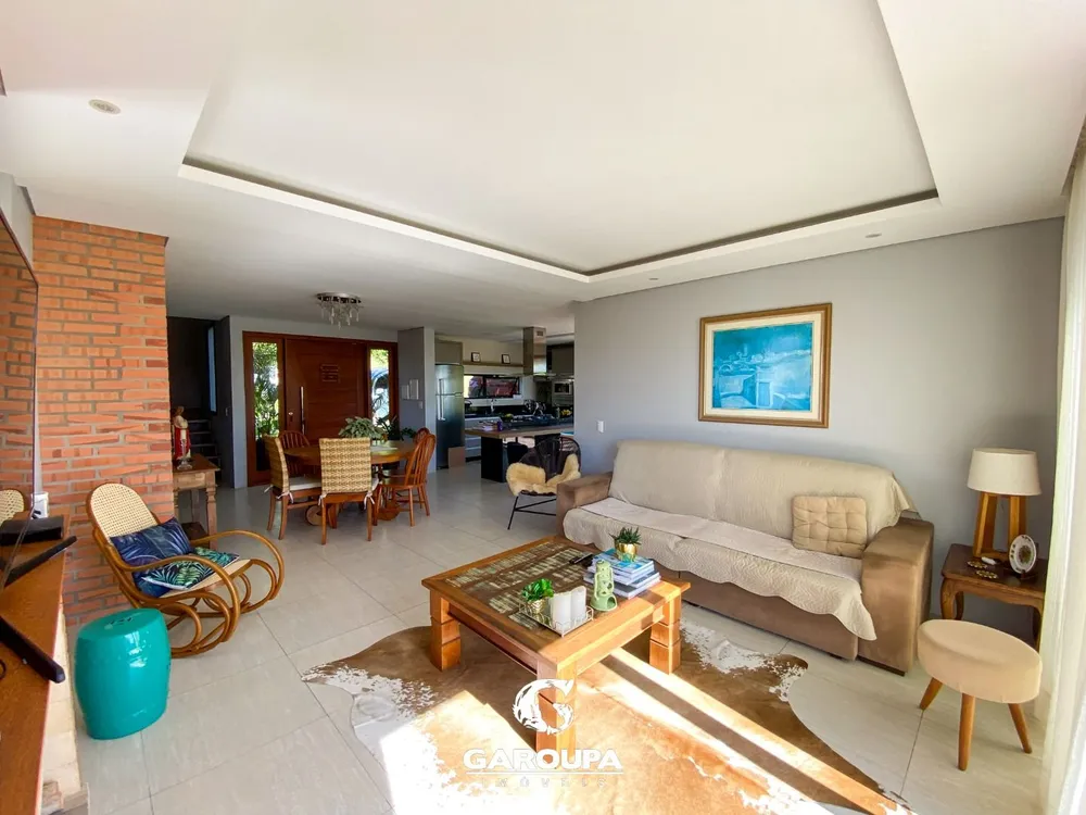 Casa, 3 quartos, 255 m² - Foto 7