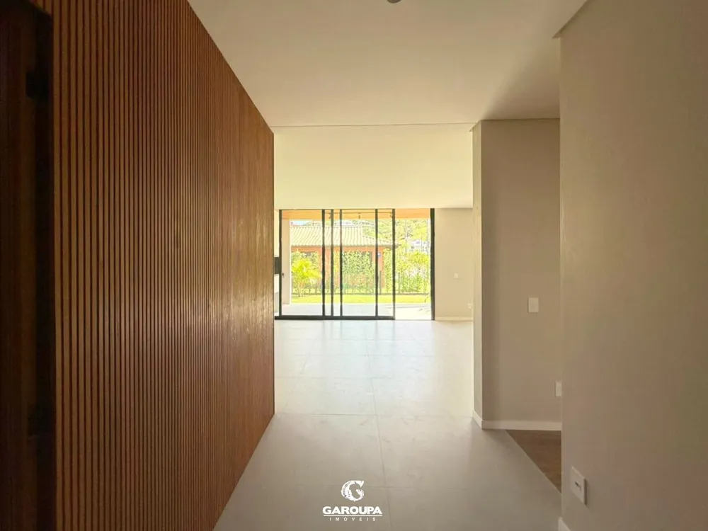 Casa, 3 quartos, 196 m² - Foto 4