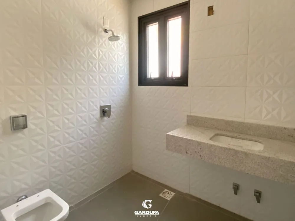 Casa, 4 quartos, 390 m² - Foto 9