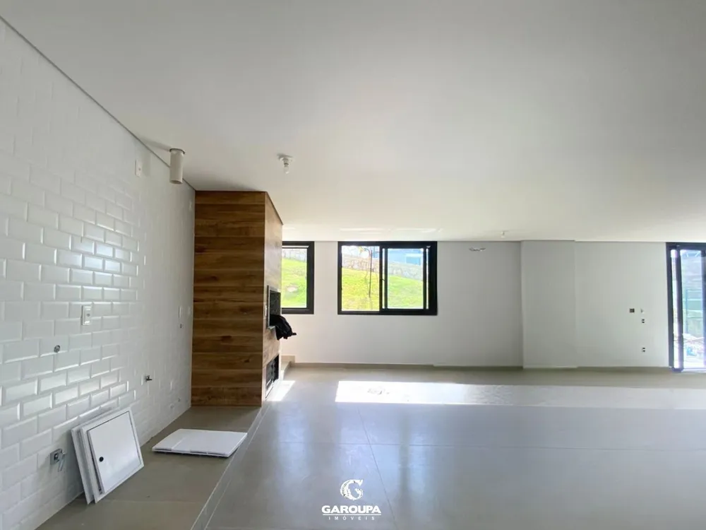 Casa, 4 quartos, 390 m² - Foto 2
