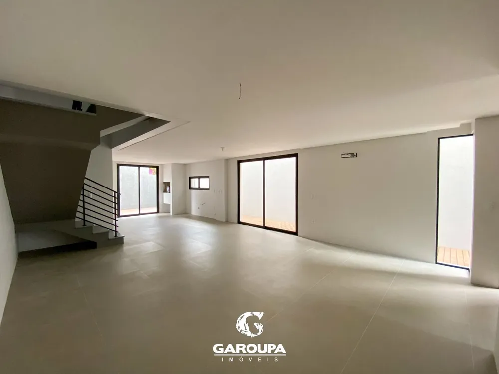 Casa, 3 quartos, 151 m² - Foto 3