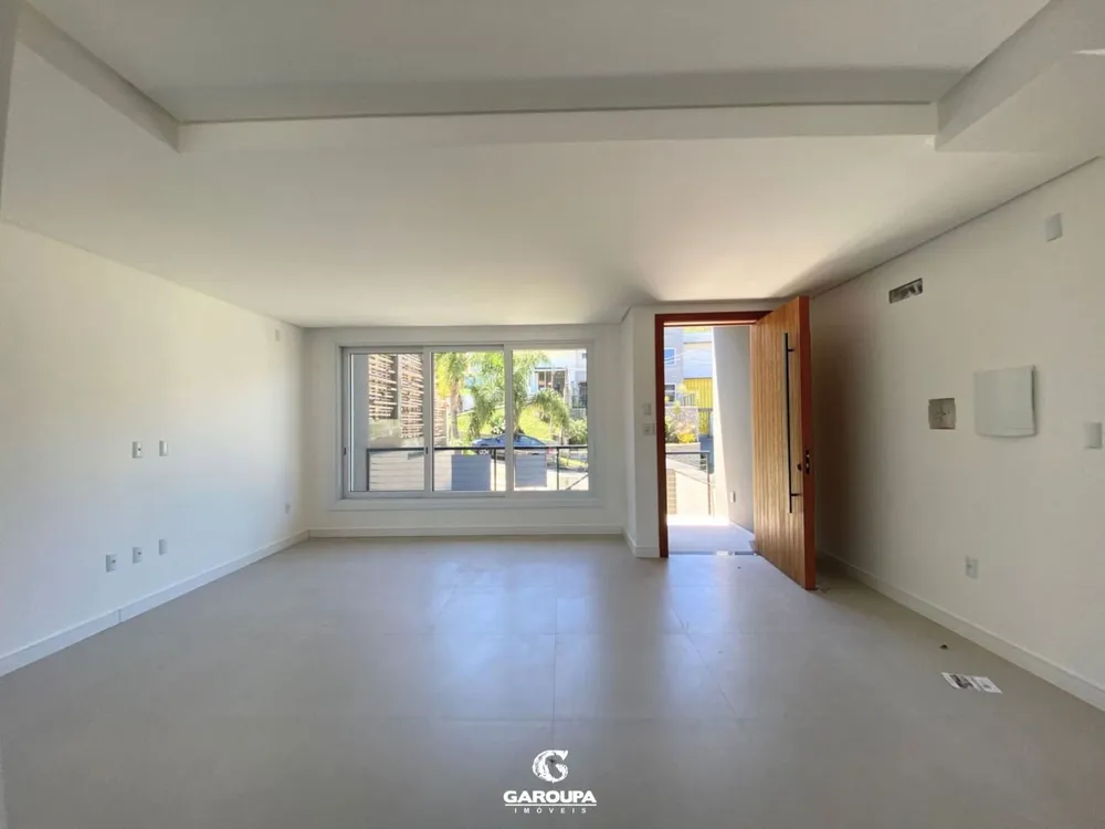 Casa, 3 quartos, 181 m² - Foto 3