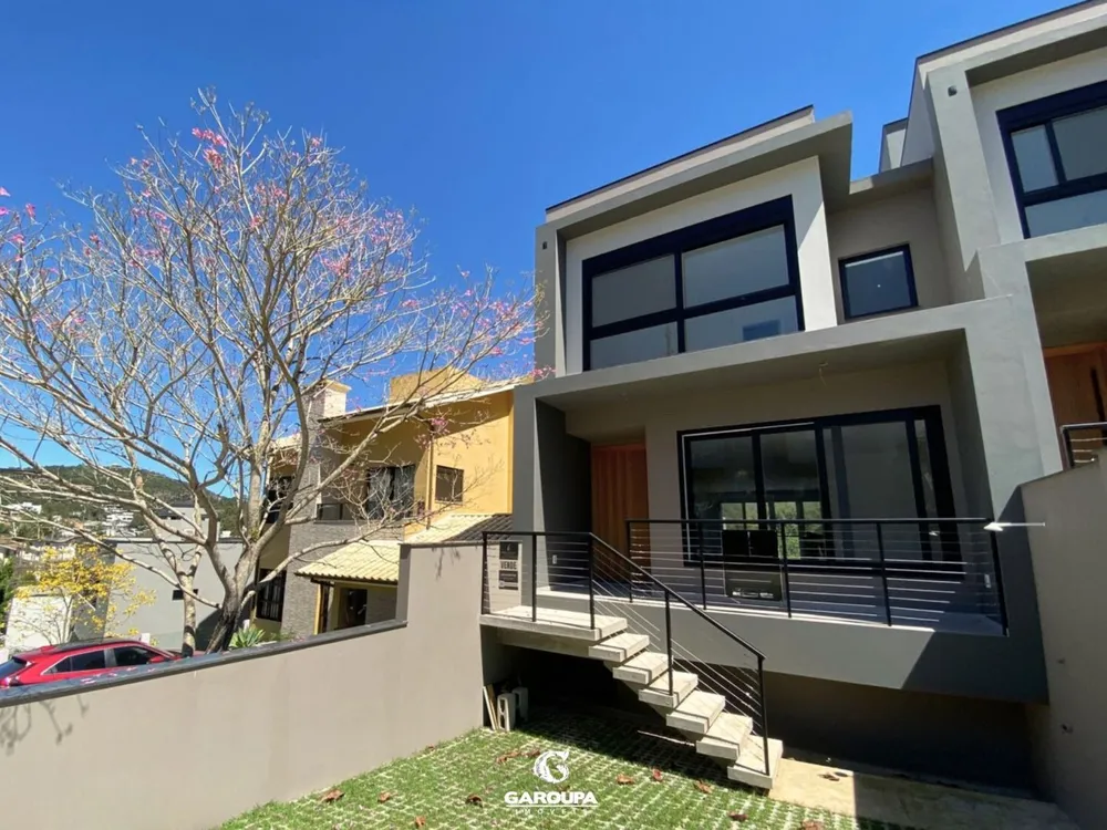 Casa, 3 quartos, 181 m² - Foto 1