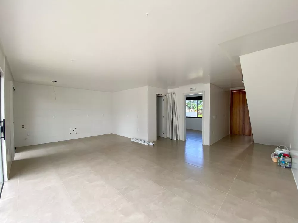 Casa à venda com 3 quartos, 148m² - Foto 4