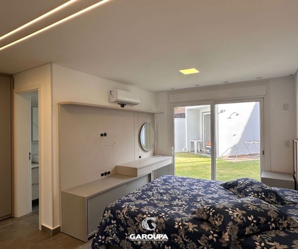 Casa, 4 quartos, 280 m² - Foto 9
