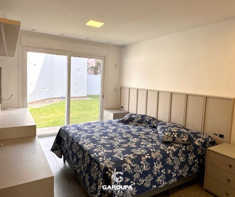 Casa, 4 quartos, 280 m² - Foto 4