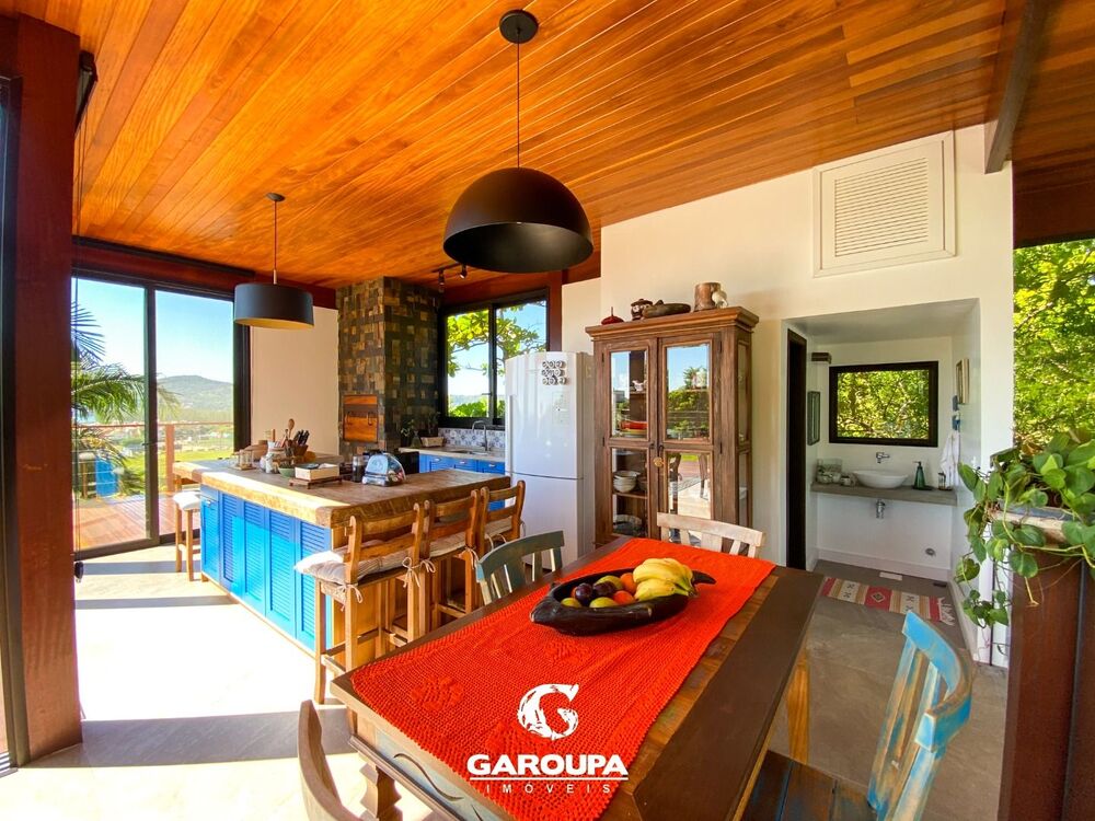 Casa, 3 quartos, 204 m² - Foto 6