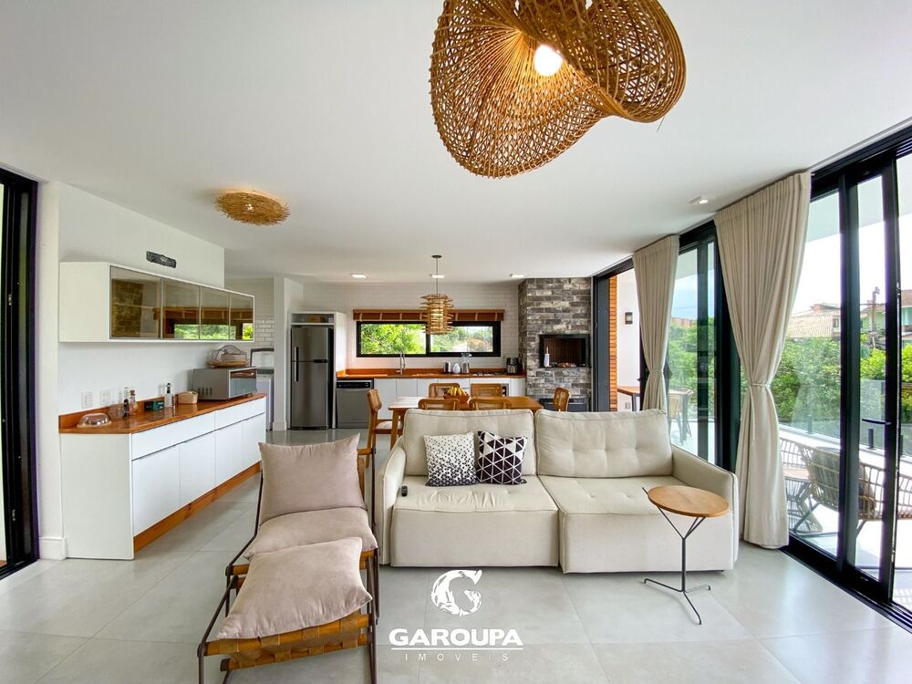 Casa, 4 quartos, 187 m² - Foto 1