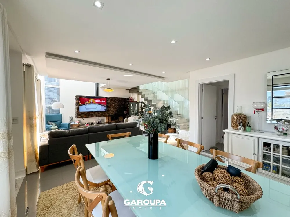 Casa, 5 quartos, 300 m² - Foto 4