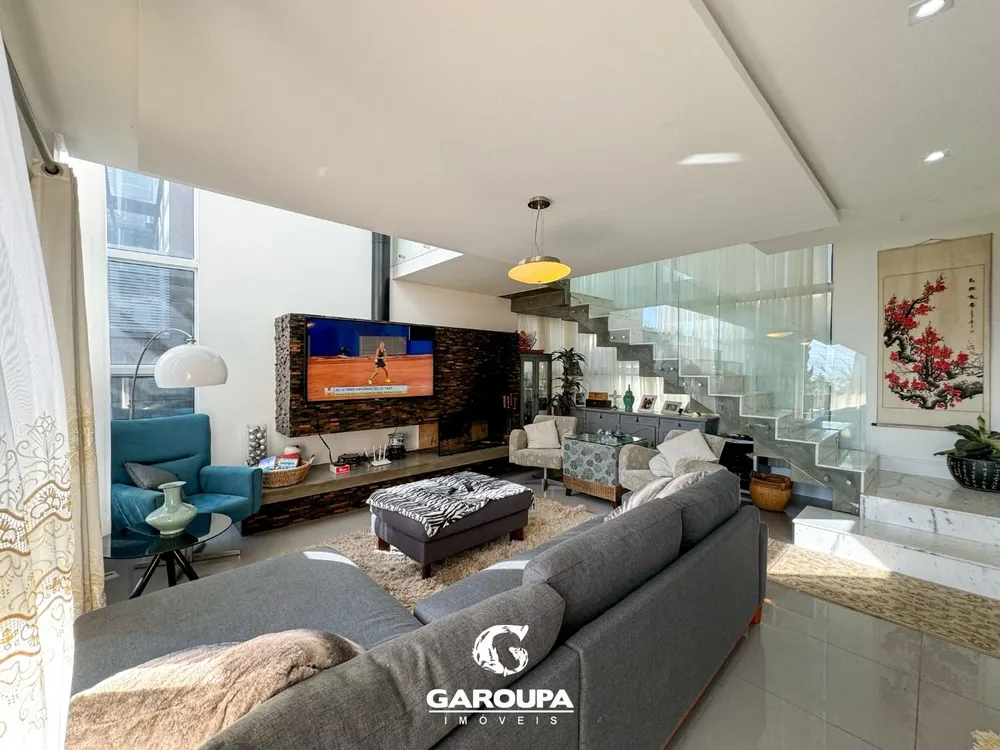 Casa, 5 quartos, 300 m² - Foto 2