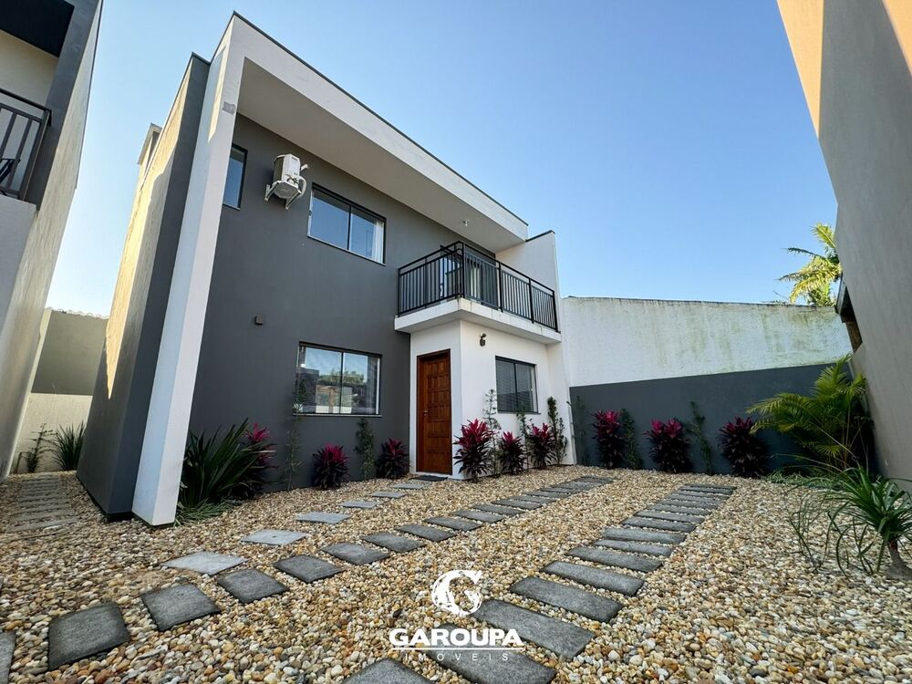 Casa, 2 quartos, 82 m² - Foto 1