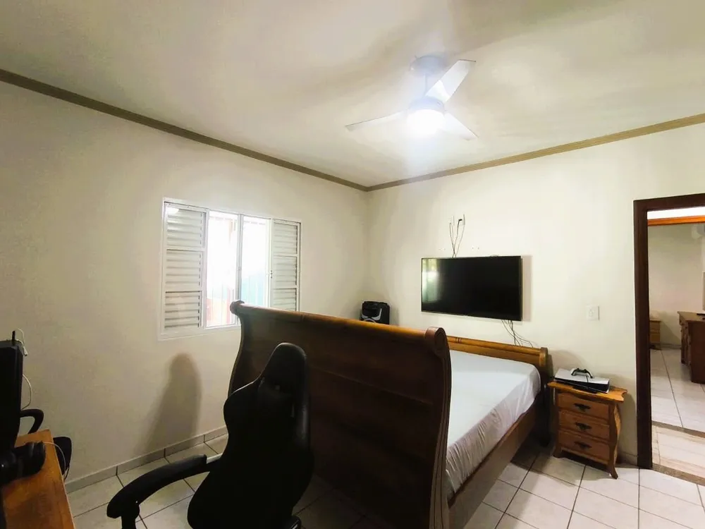 Casa, 3 quartos, 166 m² - Foto 4