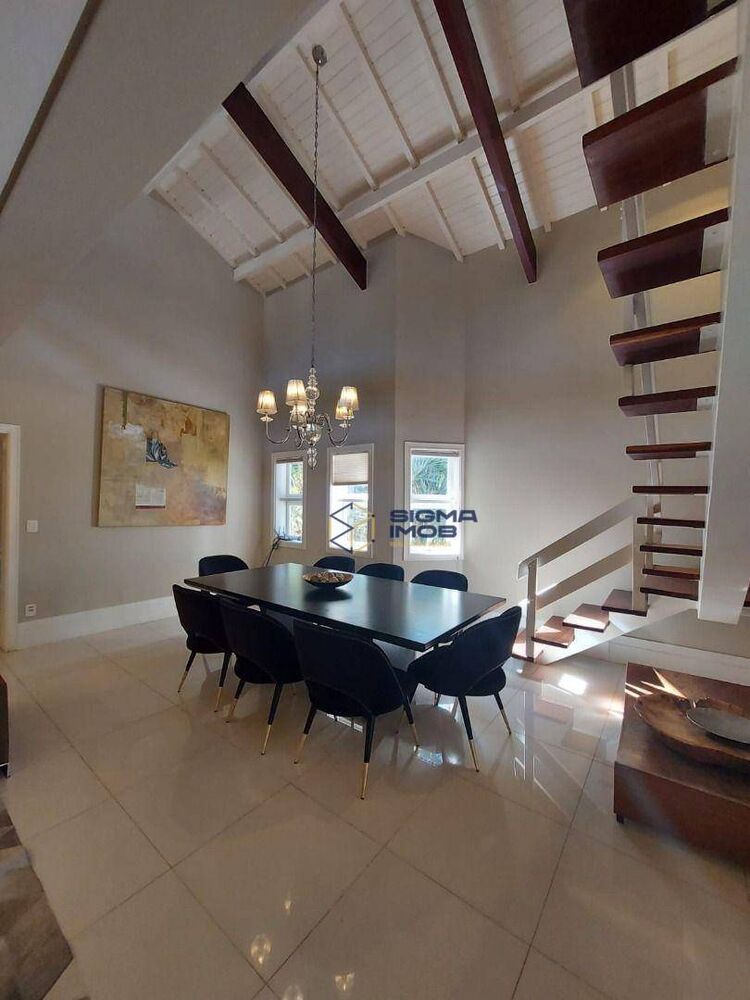 Casa, 4 quartos, 600 m² - Foto 1