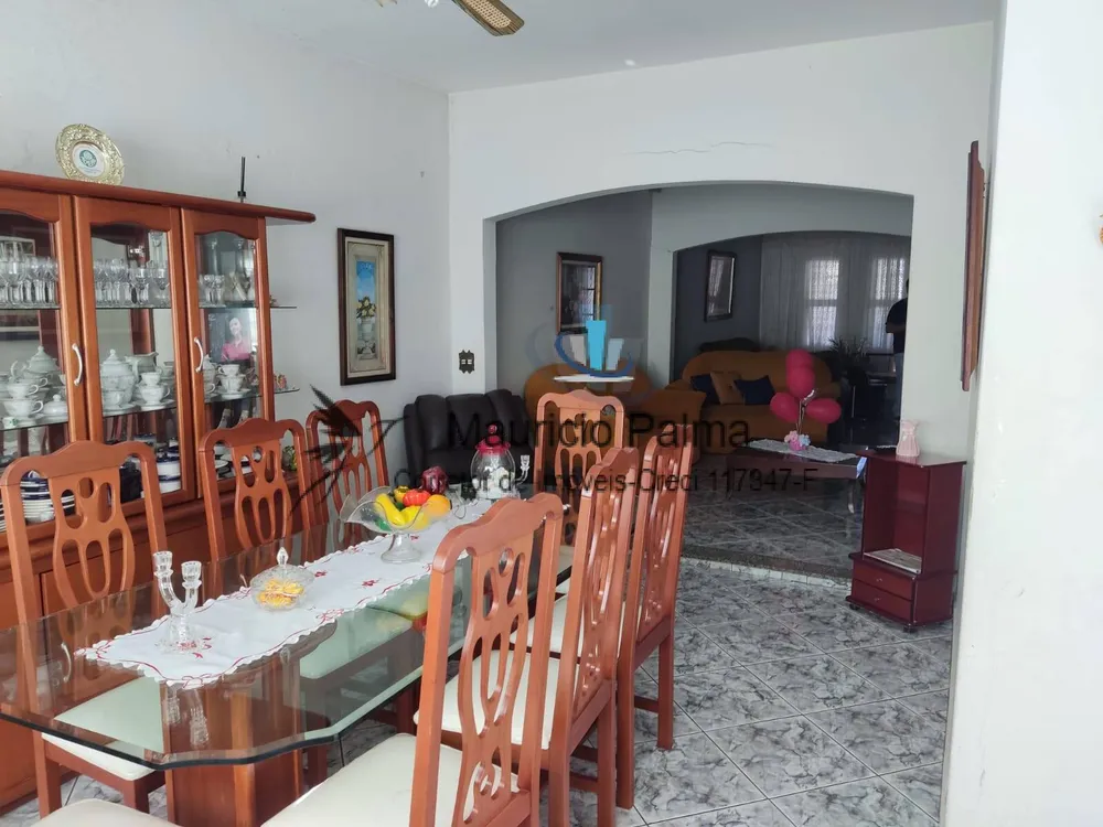 Casa, 3 quartos, 214 m² - Foto 1