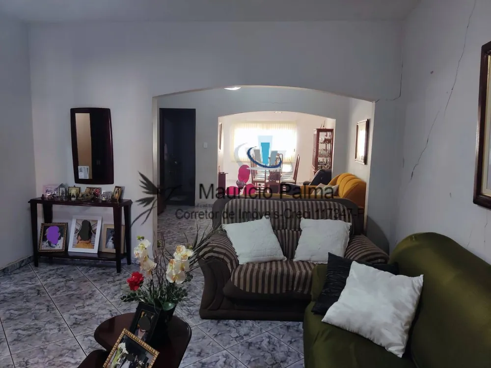 Casa, 3 quartos, 214 m² - Foto 2