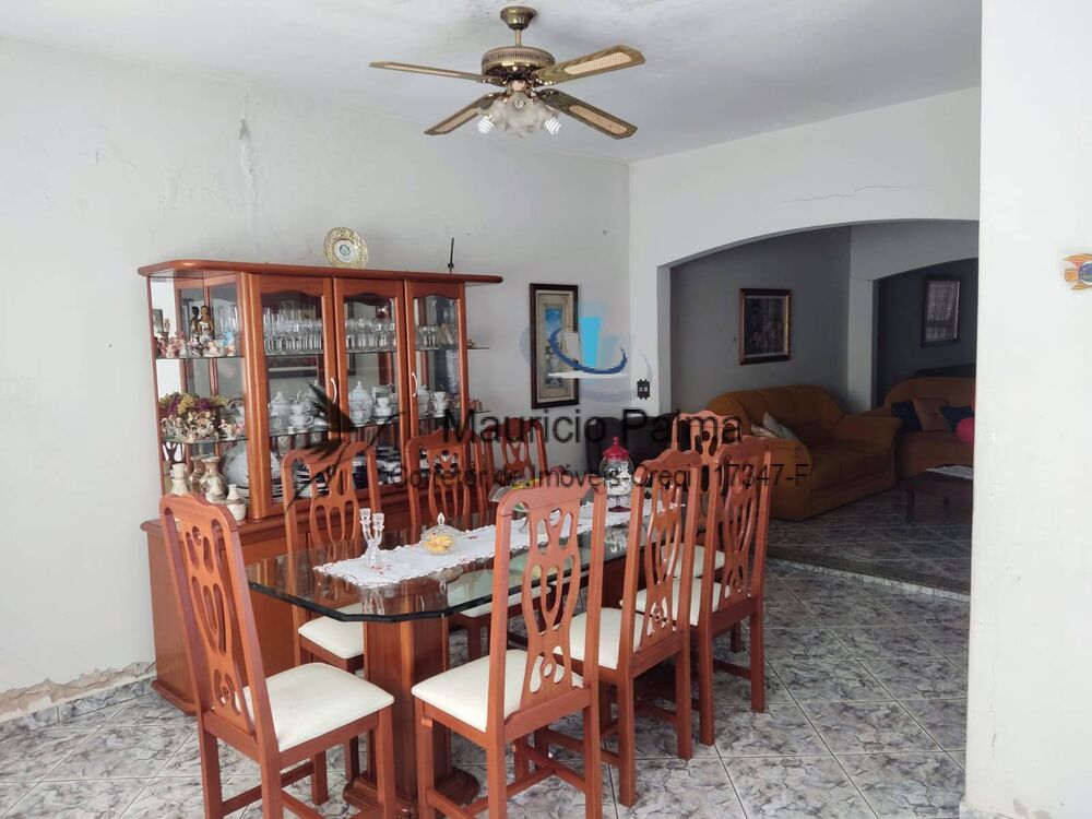 Casa à venda com 3 quartos, 214m² - Foto 3