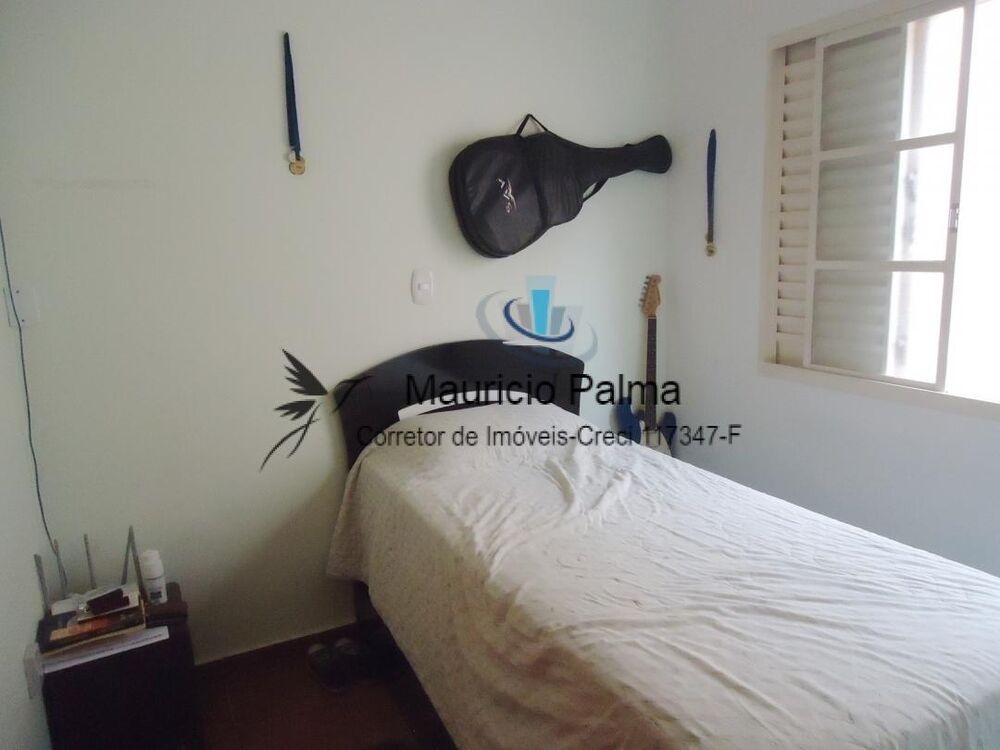 Casa à venda com 4 quartos, 250m² - Foto 3
