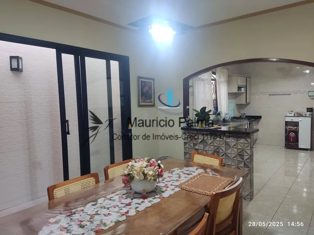 Casa, 4 quartos, 296 m² - Foto 1