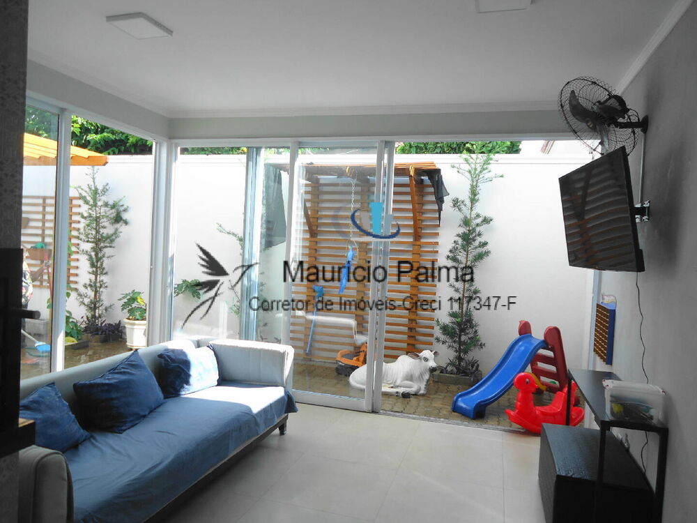 Casa de Condomínio à venda com 4 quartos, 239m² - Foto 3