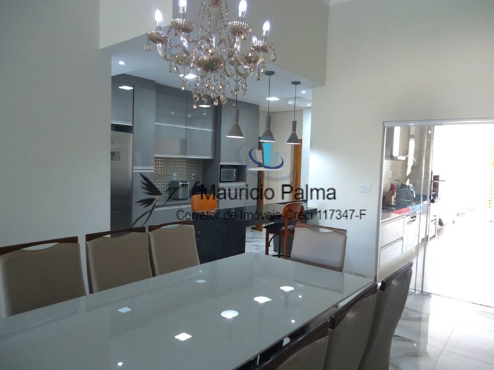 Casa de Condomínio à venda com 4 quartos, 239m² - Foto 2
