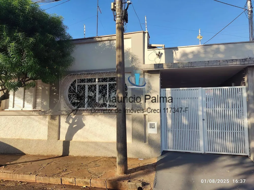Casa, 4 quartos, 157 m² - Foto 1