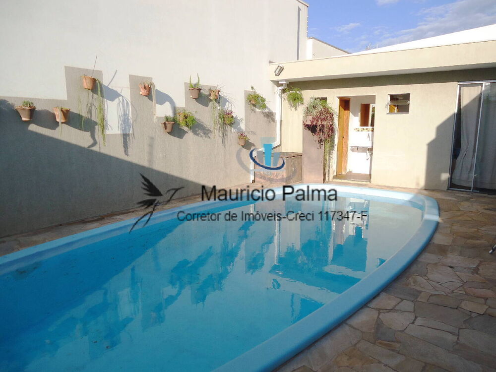Casa, 3 quartos, 218 m² - Foto 3