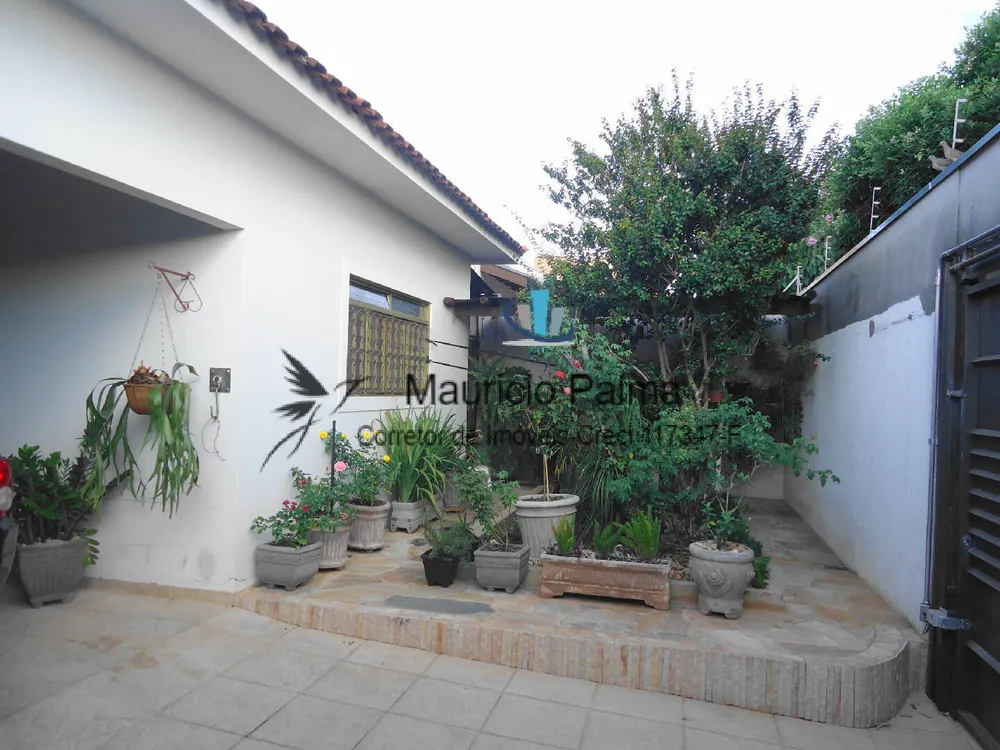 Casa, 3 quartos, 218 m² - Foto 2