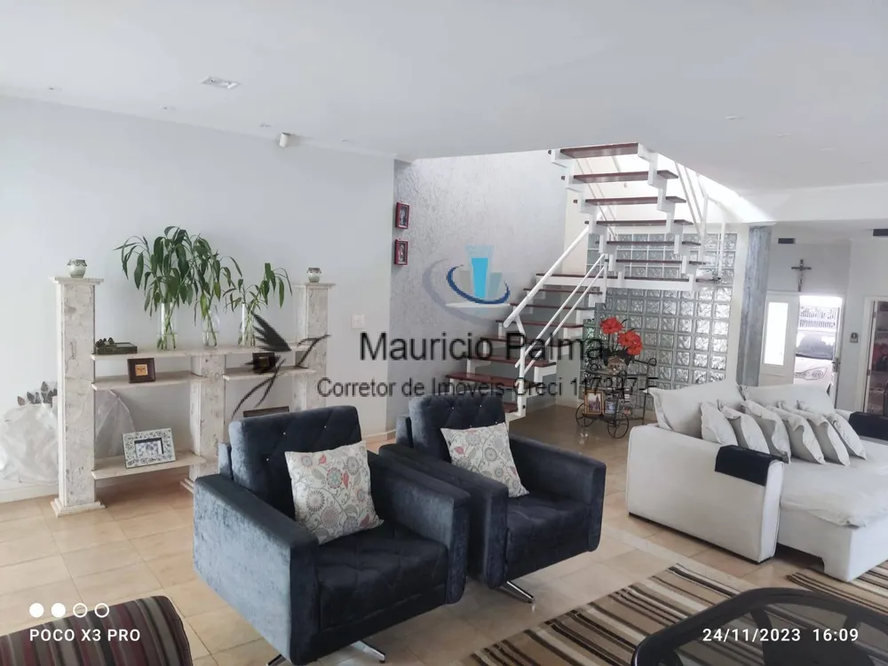 Casa, 3 quartos, 307 m² - Foto 1