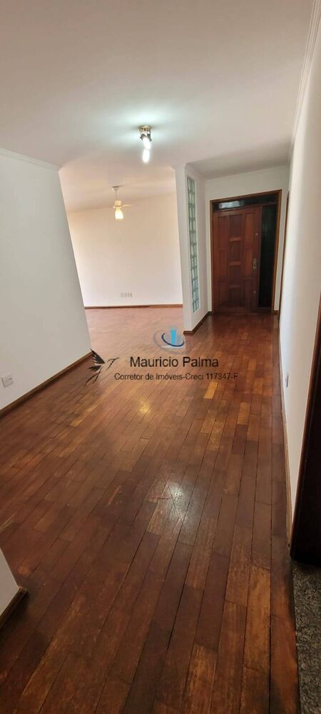 Apartamento à venda com 3 quartos, 130m² - Foto 2