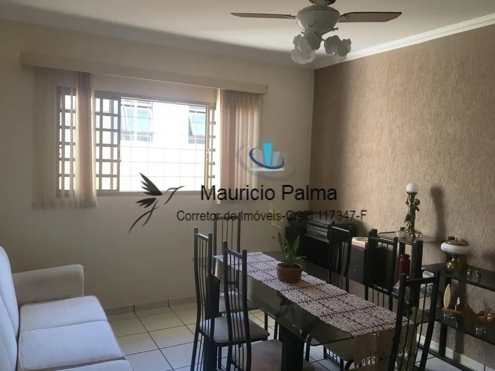 Casa, 3 quartos, 206 m² - Foto 2