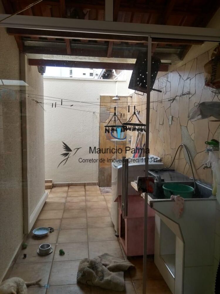 Casa, 3 quartos, 240 m² - Foto 1