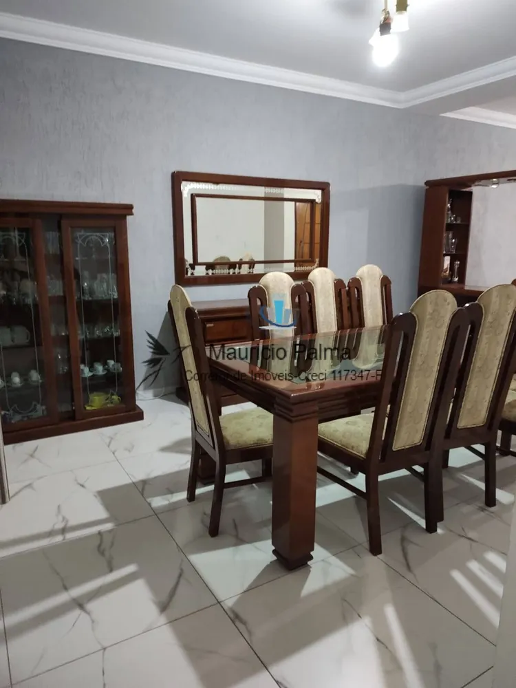Casa, 3 quartos, 253 m² - Foto 3