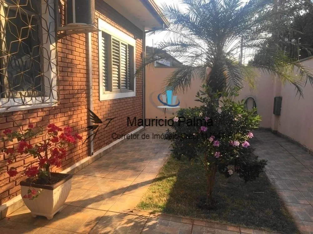 Casa, 4 quartos, 246 m² - Foto 1