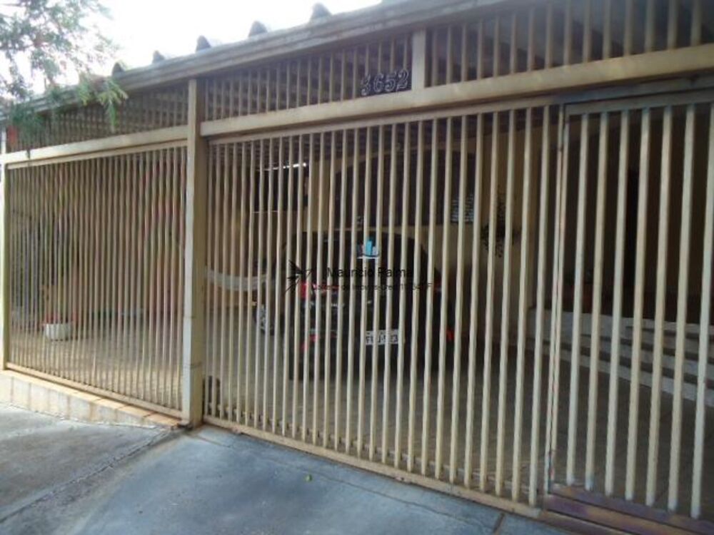 Casa, 4 quartos, 242 m² - Foto 3