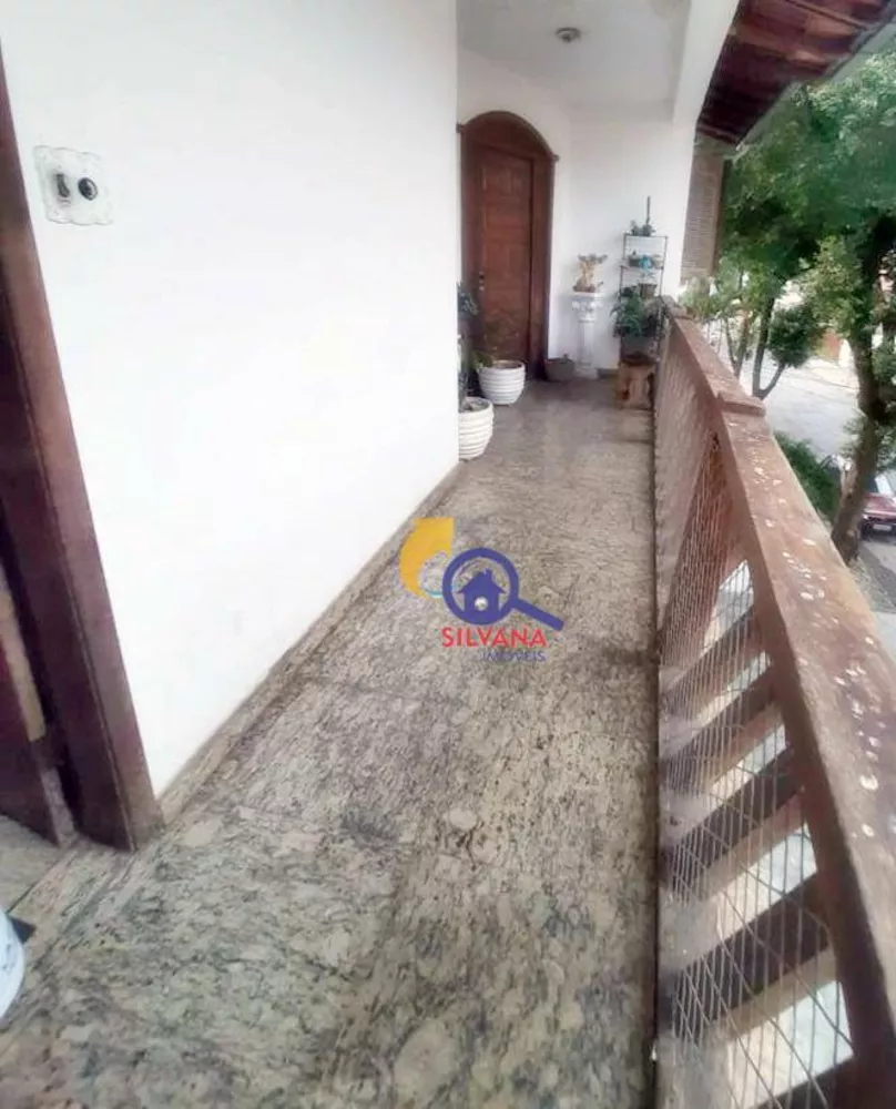 Casa, 5 quartos, 349 m² - Foto 1